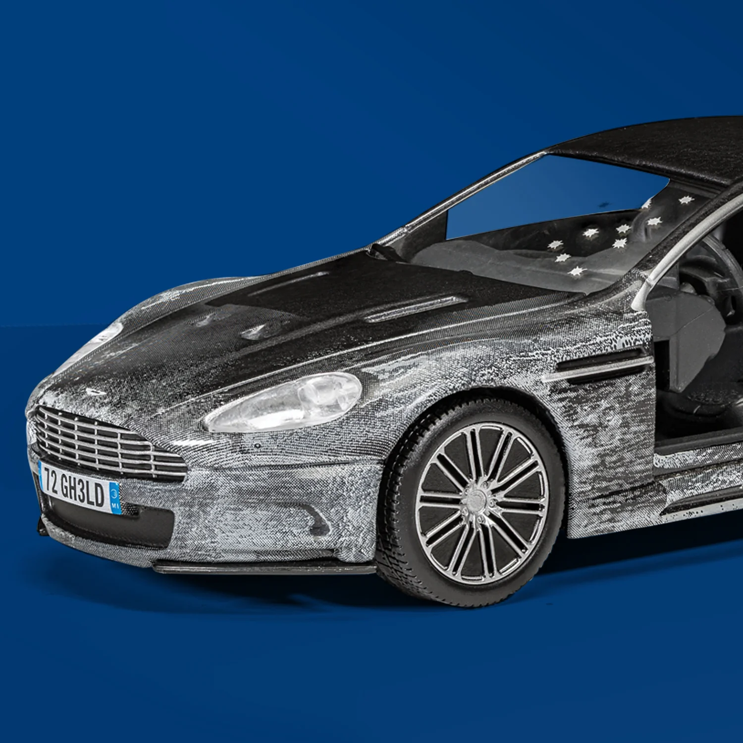 James Bond Damaged Aston Martin DBS Model Car - Quantum Of Solace Edition - By Corgi - Image 6