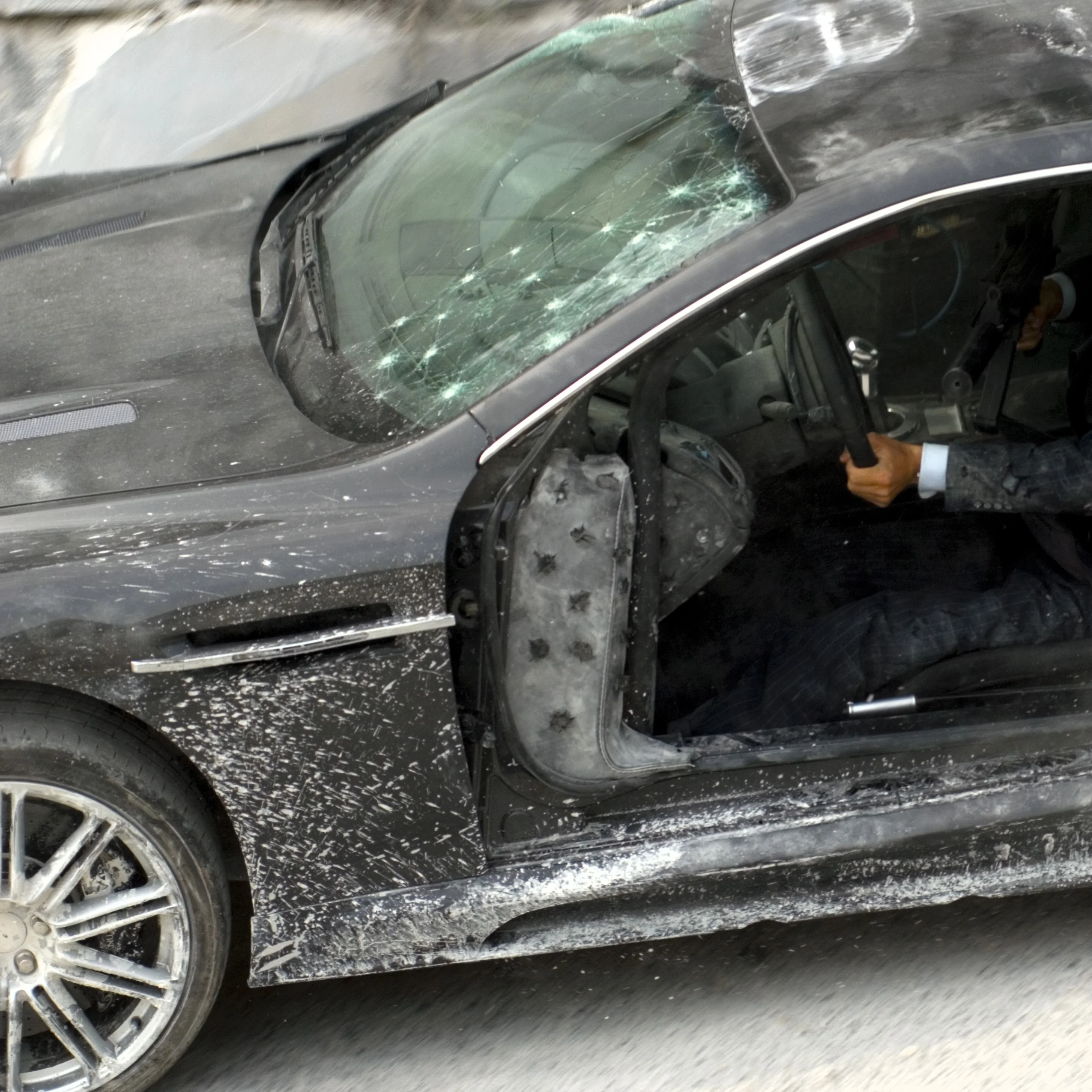 James Bond Damaged Aston Martin DBS Model Car - Quantum Of Solace Edition - By Corgi - Image 7
