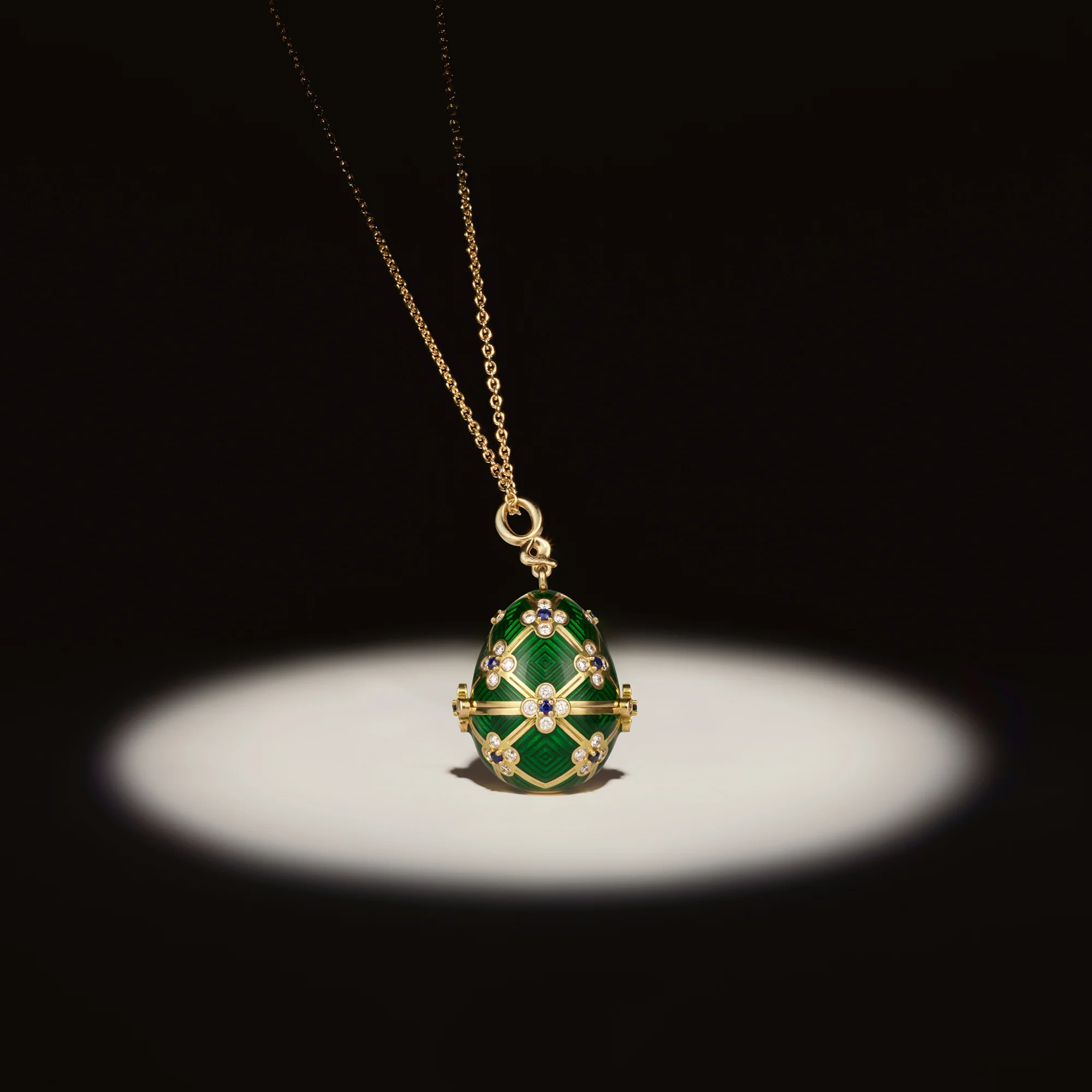 Fabergé x 007 Octopussy Egg Surprise Locket - Special Edition - Image 4