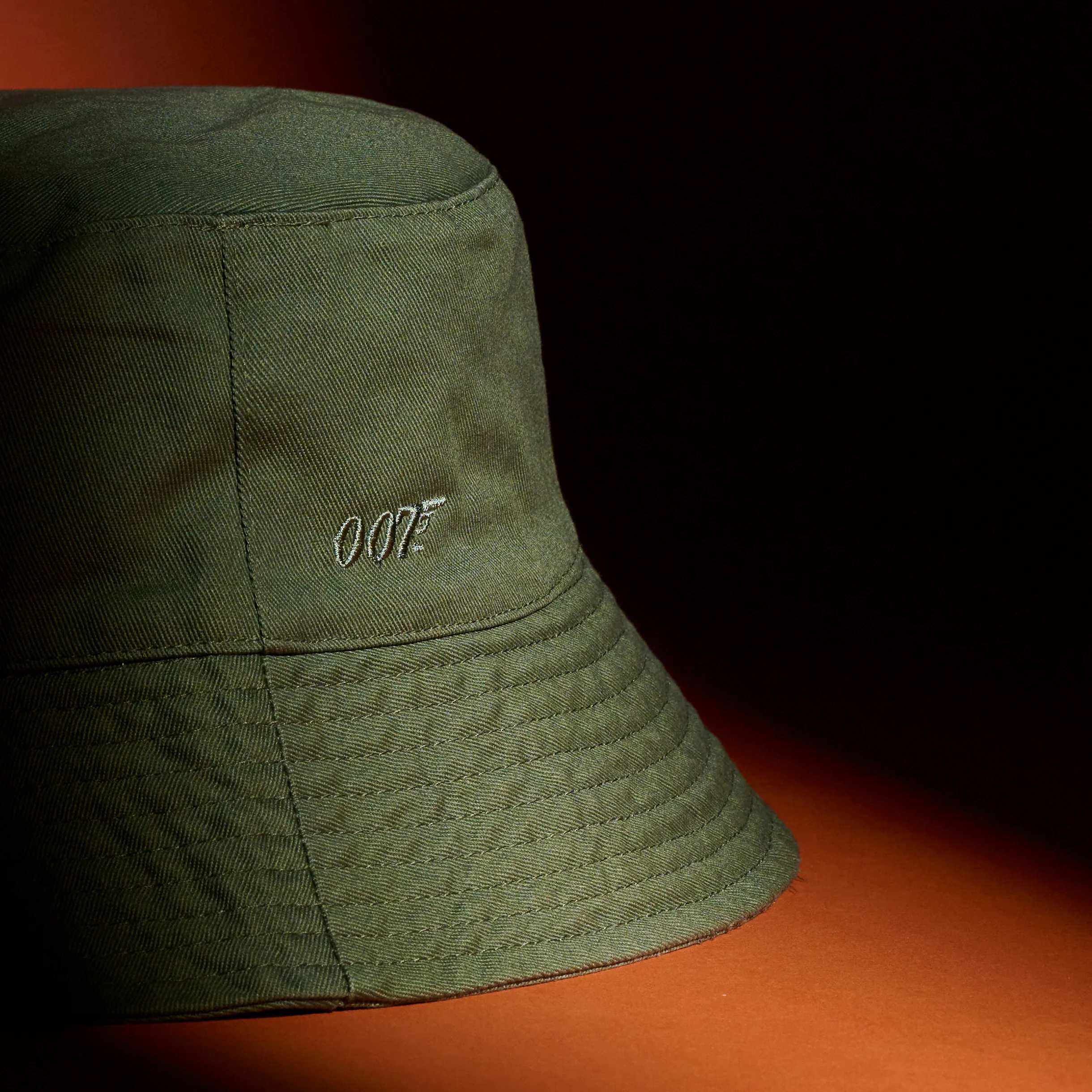 James Bond 007 Embroidered Cotton Twill Bucket Hat - Olive Edition - Image 3