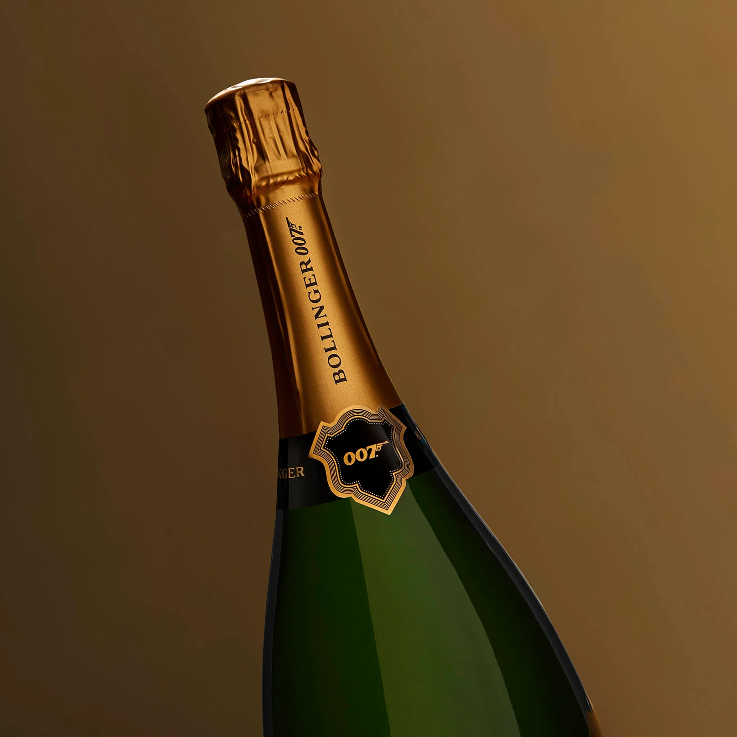 James Bond Champagne Bollinger Anniversary Magnum Set - 007 Goldfinger Numbered Edition - Image 3