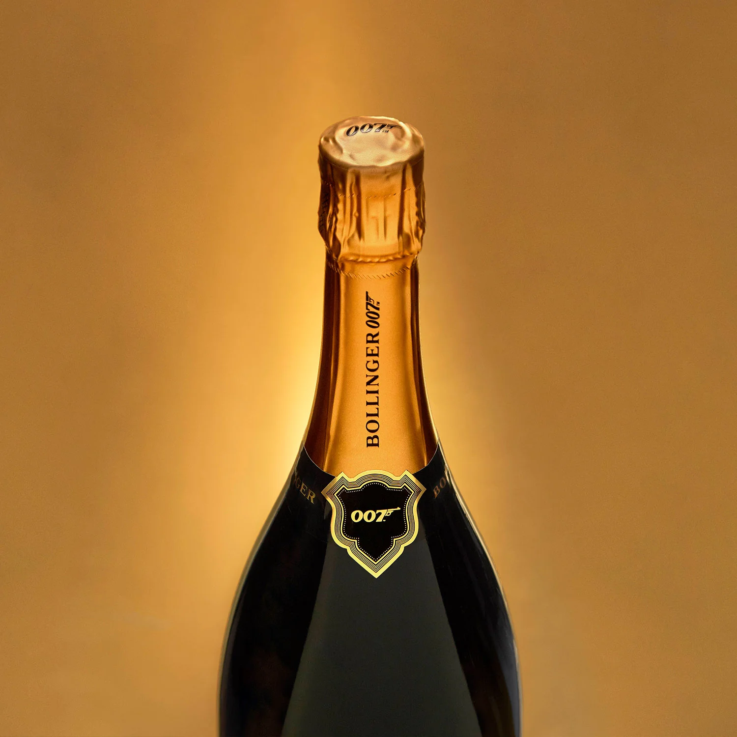 James Bond Champagne Bollinger Anniversary Magnum Set - 007 Goldfinger Numbered Edition - Image 8