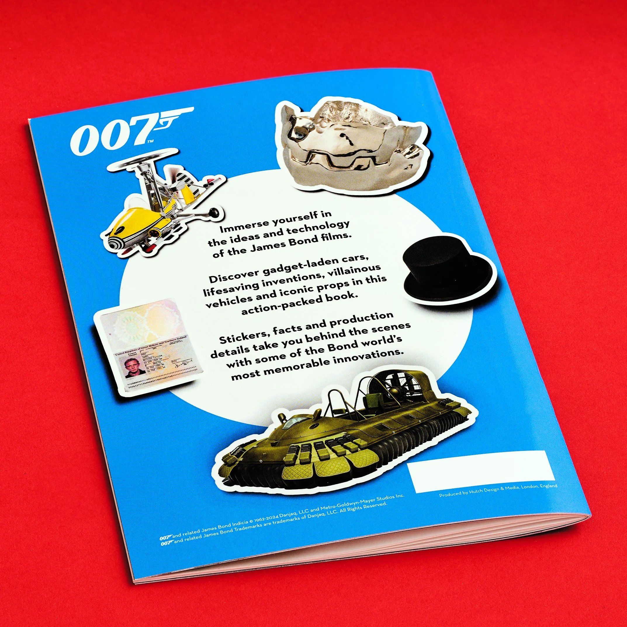 James Bond Facts & Stickers Book - Gadgets & Vehicles Edition (Outlet Item) - Image 5