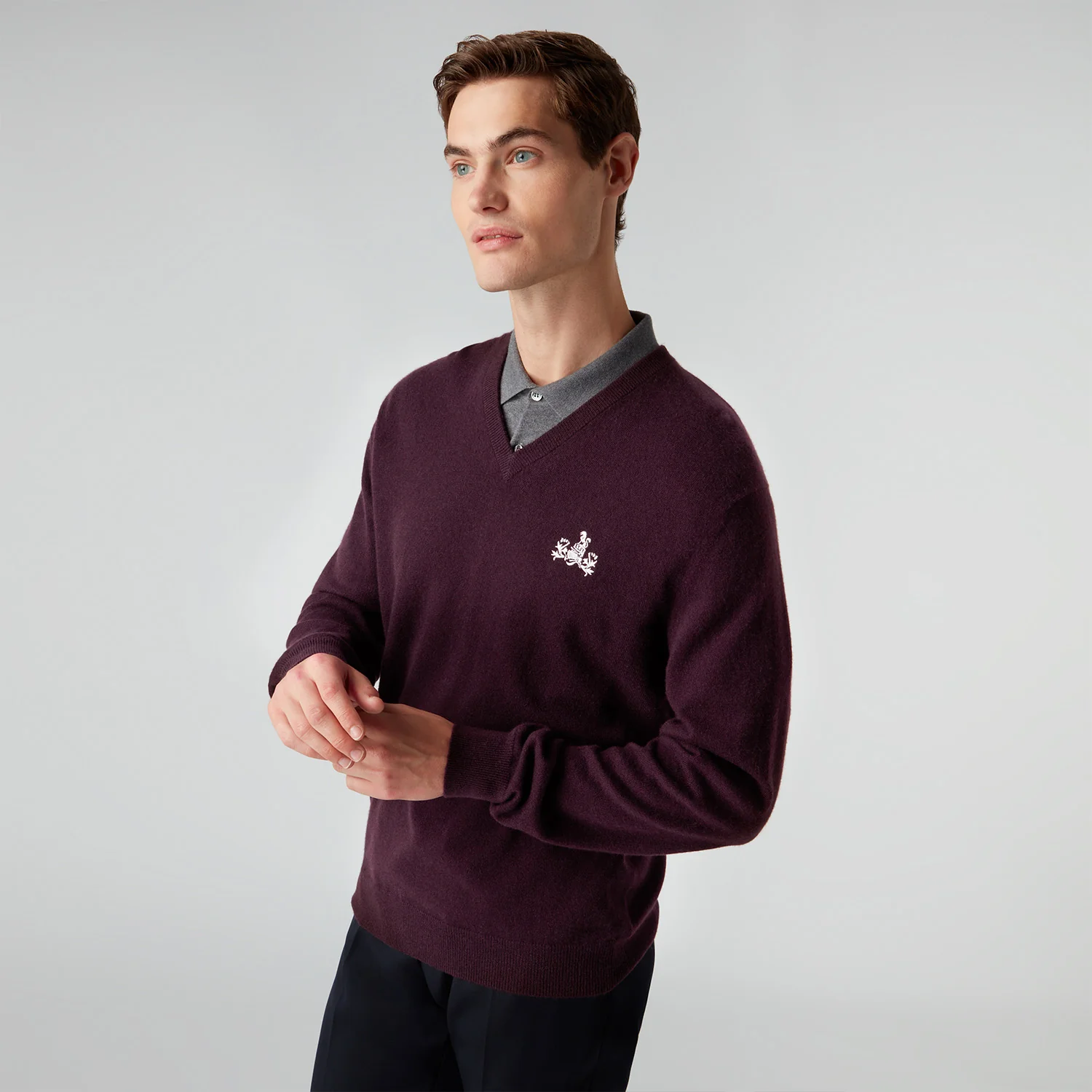 James Bond Family Crest Cashmere Sweater - Goldfinger Edition - By N.Peal - Image 6