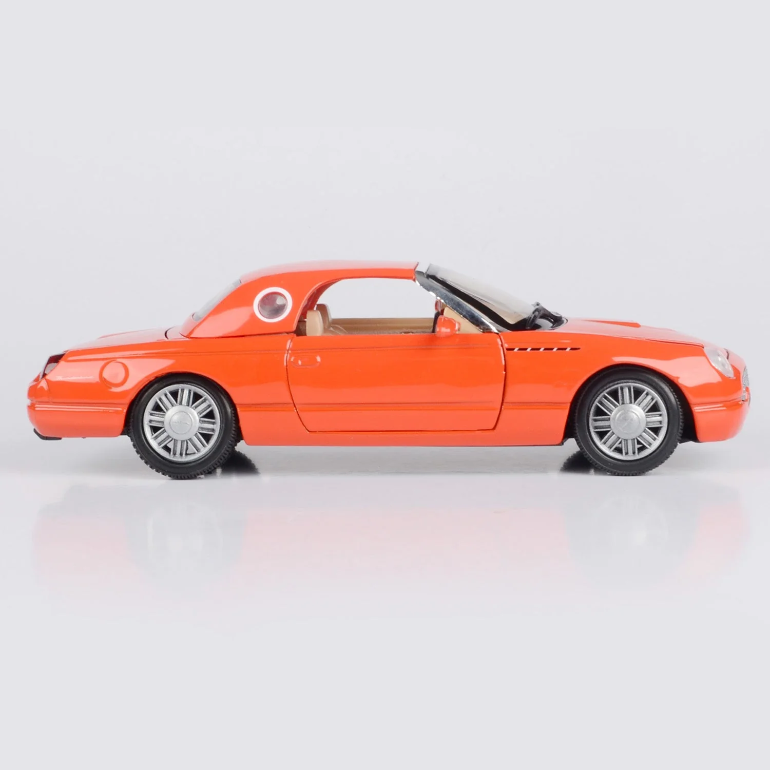 James Bond Ford Thunderbird Model Car - Die Another Day Edition - By Motormax (Outlet Item) - Image 6