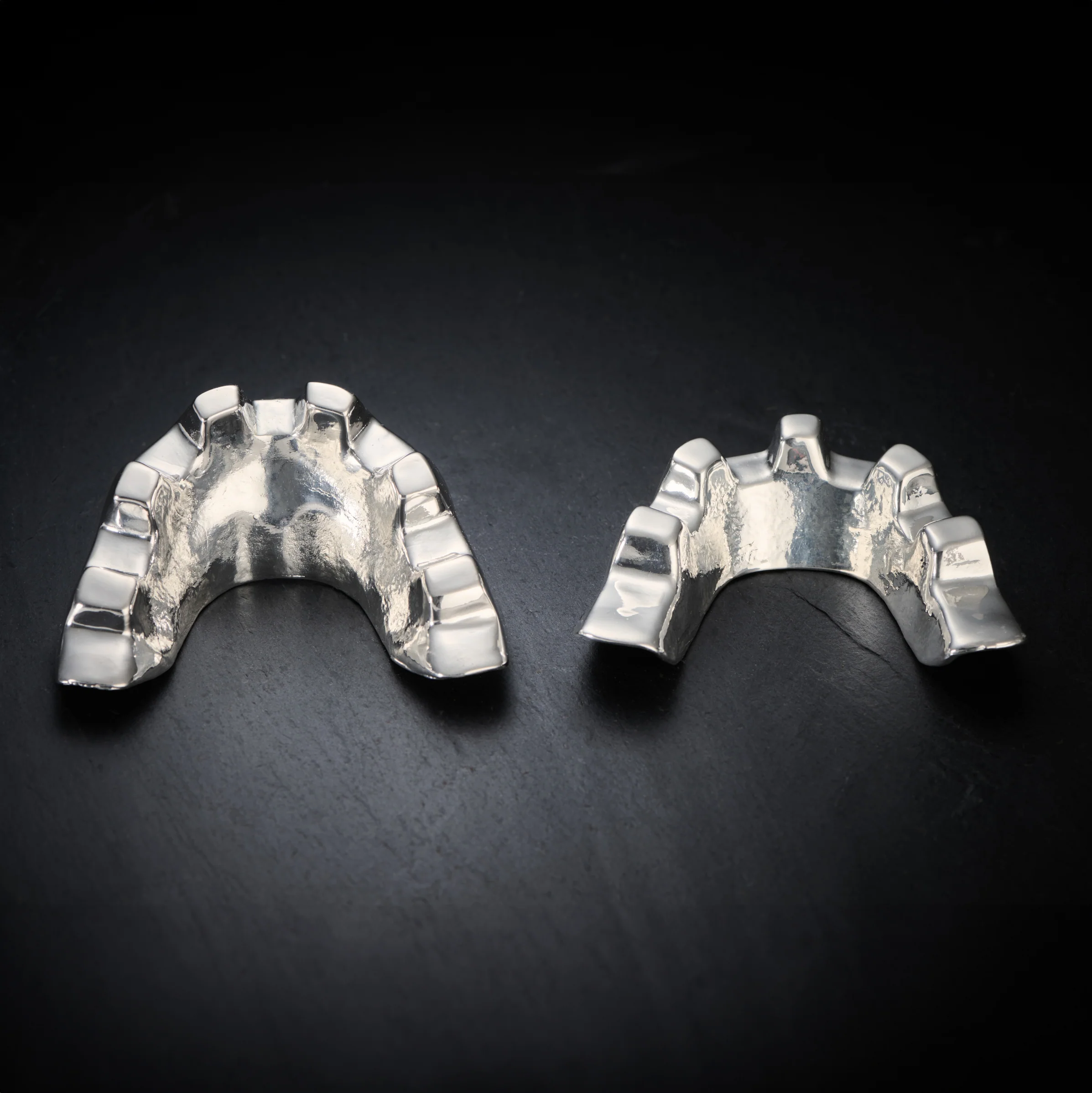 James Bond Jaws Teeth Silver-plated Paperweight - Numbered Edition - Image 6