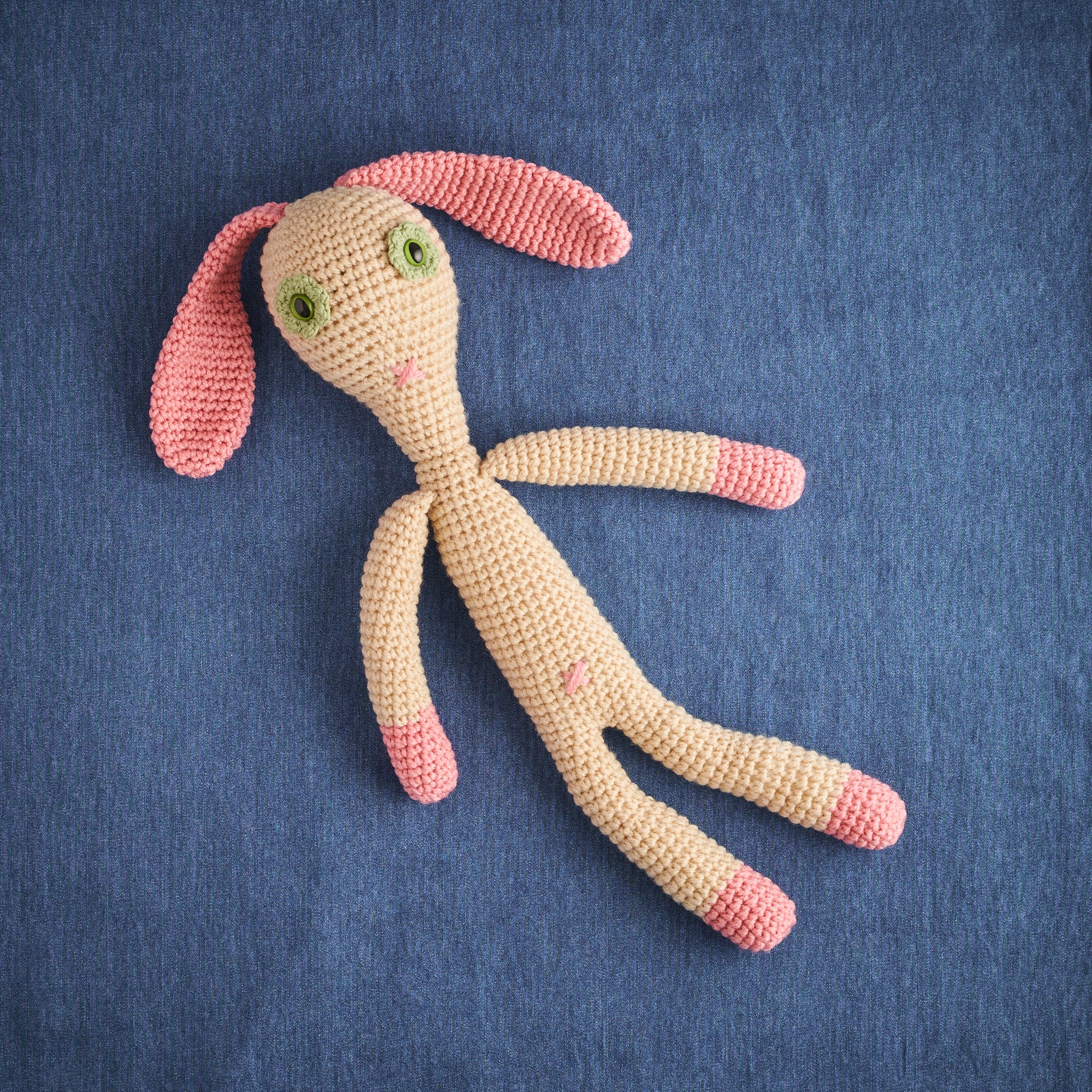 James Bond Mathilde’s Dou Dou Bunny Replica - Image 8