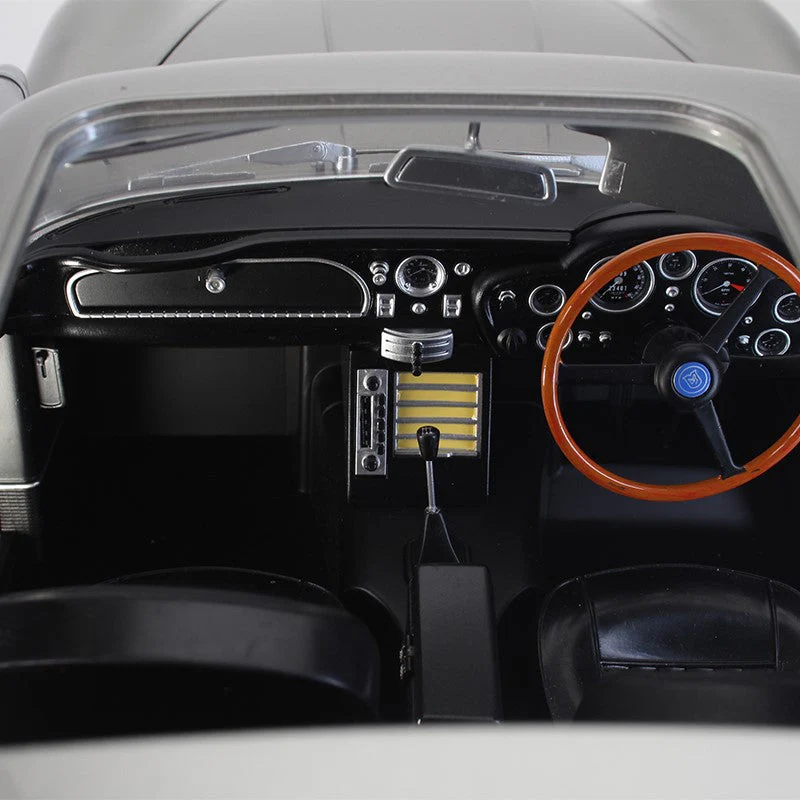 James Bond No Time To Die Aston Martin DB5 Model Car Kit - Numbered Collector's Edition - By Agora Models - Image 17