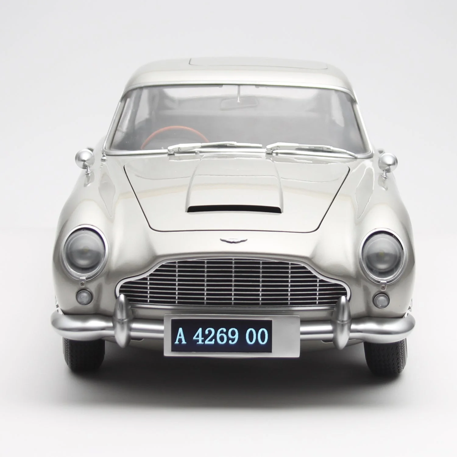 James Bond No Time To Die Aston Martin DB5 Model Car Kit - Numbered Collector's Edition - By Agora Models - Image 7