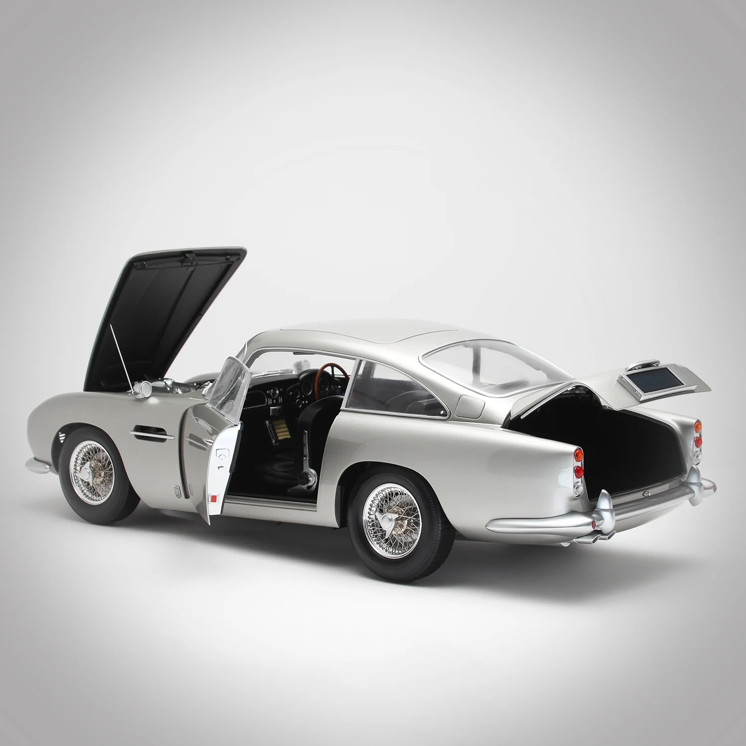 James Bond No Time To Die Aston Martin DB5 Model Car Kit - By Agora Models - Image 15