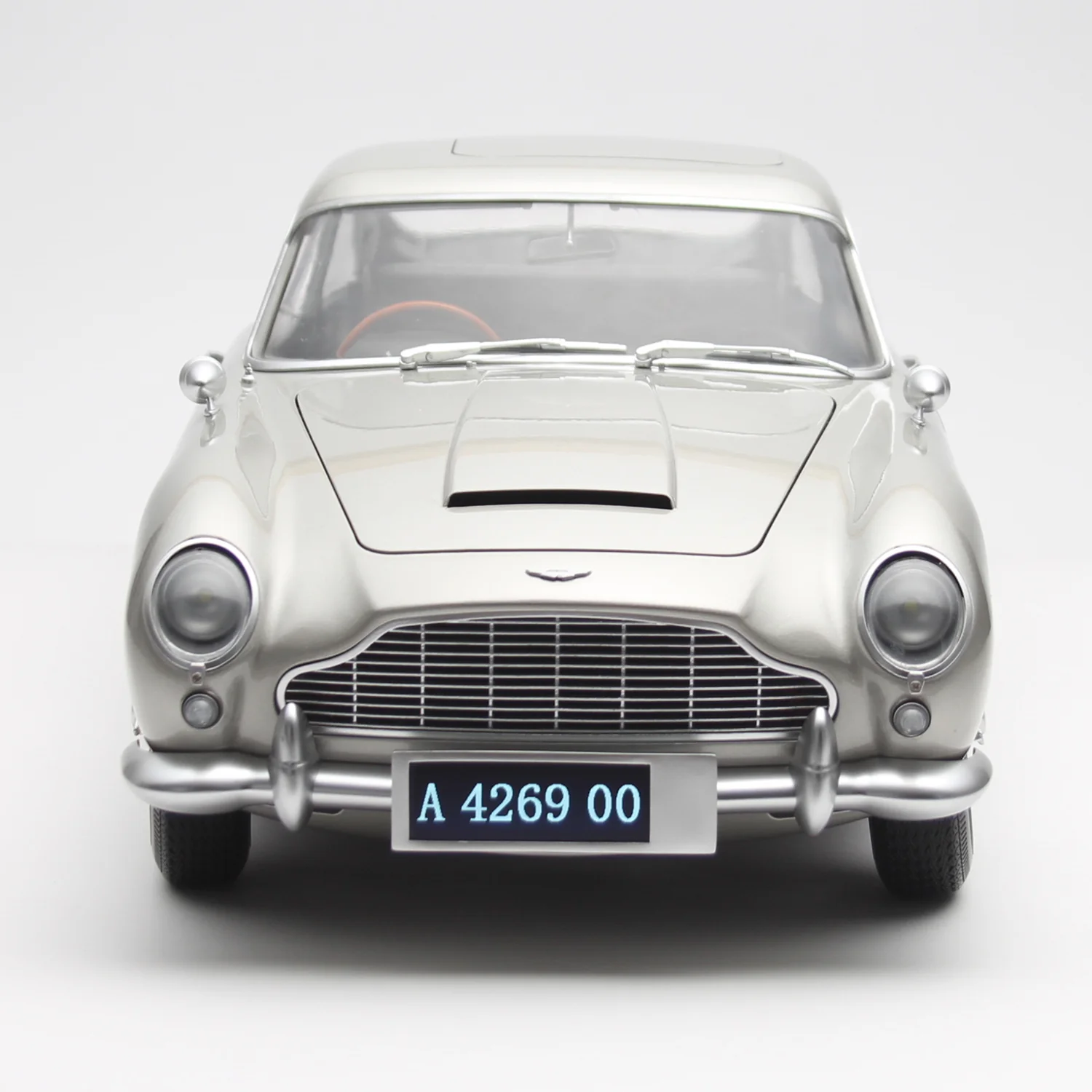 James Bond No Time To Die Aston Martin DB5 Model Car Kit - By Agora Models - Image 6