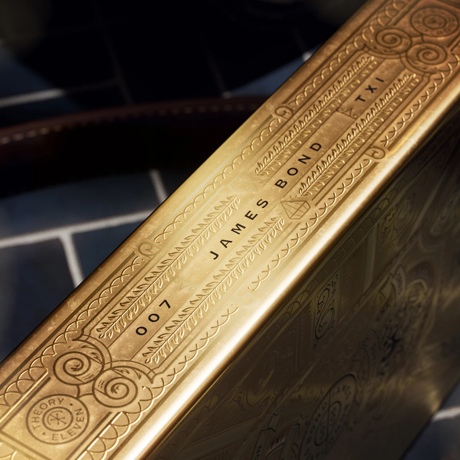 James Bond Secret Pen & Card Box Set - Gold Edition - By theory11 - Image 7