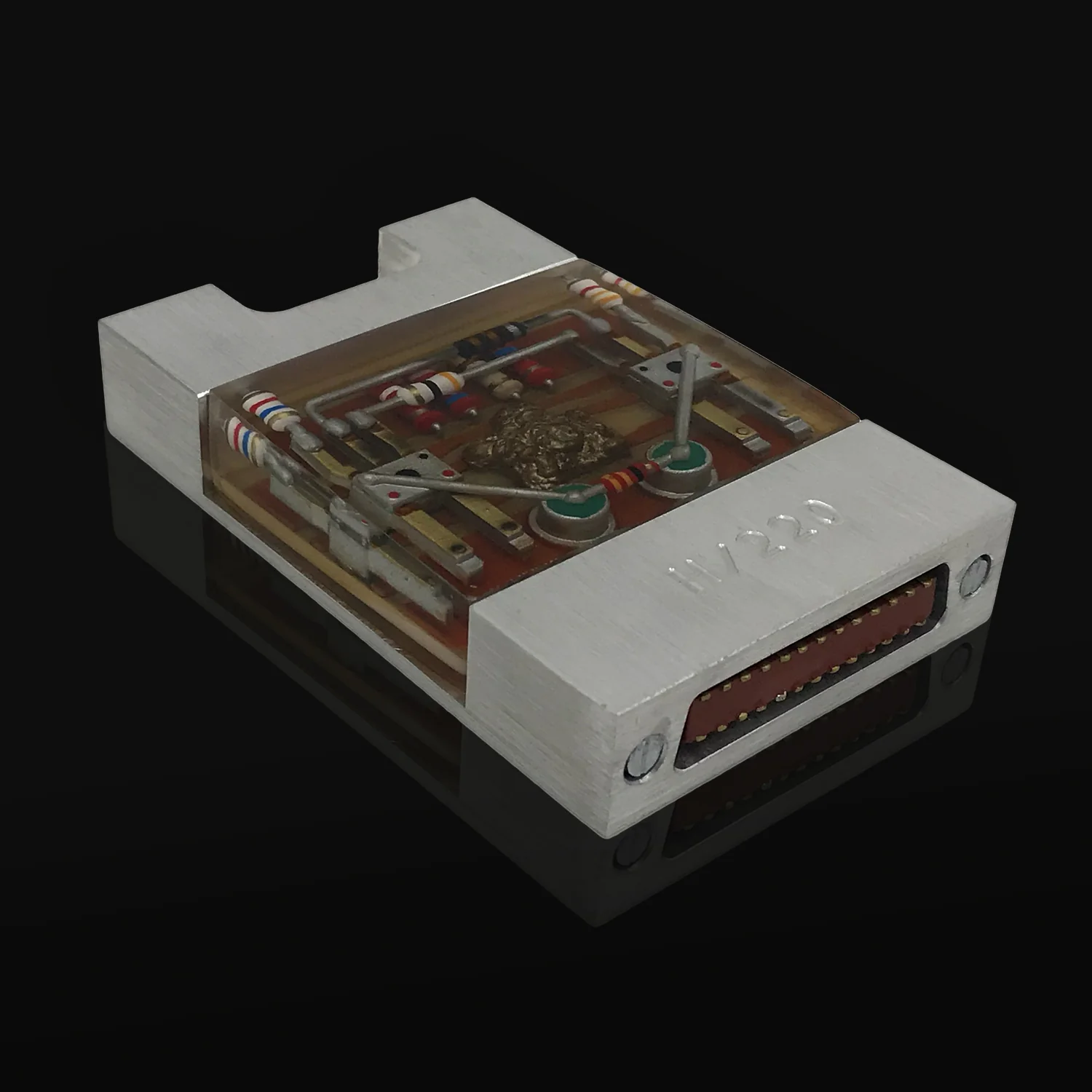 James Bond Solex Agitator Prop Replica - The Man With The Golden Gun Numbered Edition - Image 3