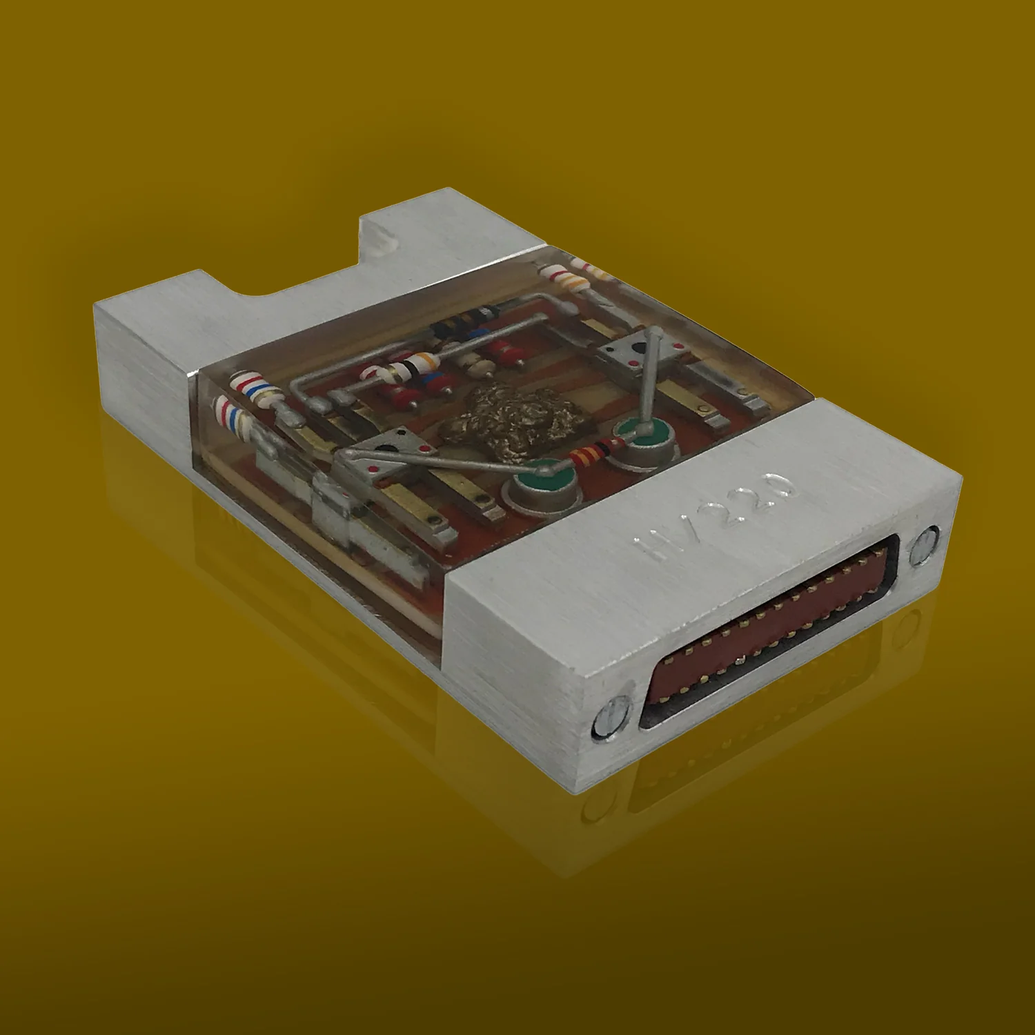 James Bond Solex Agitator Prop Replica - The Man With The Golden Gun Numbered Edition - Image 4