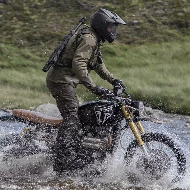 James Bond Triumph Scrambler 1200XE Model Bike - By Corgi - Image 2