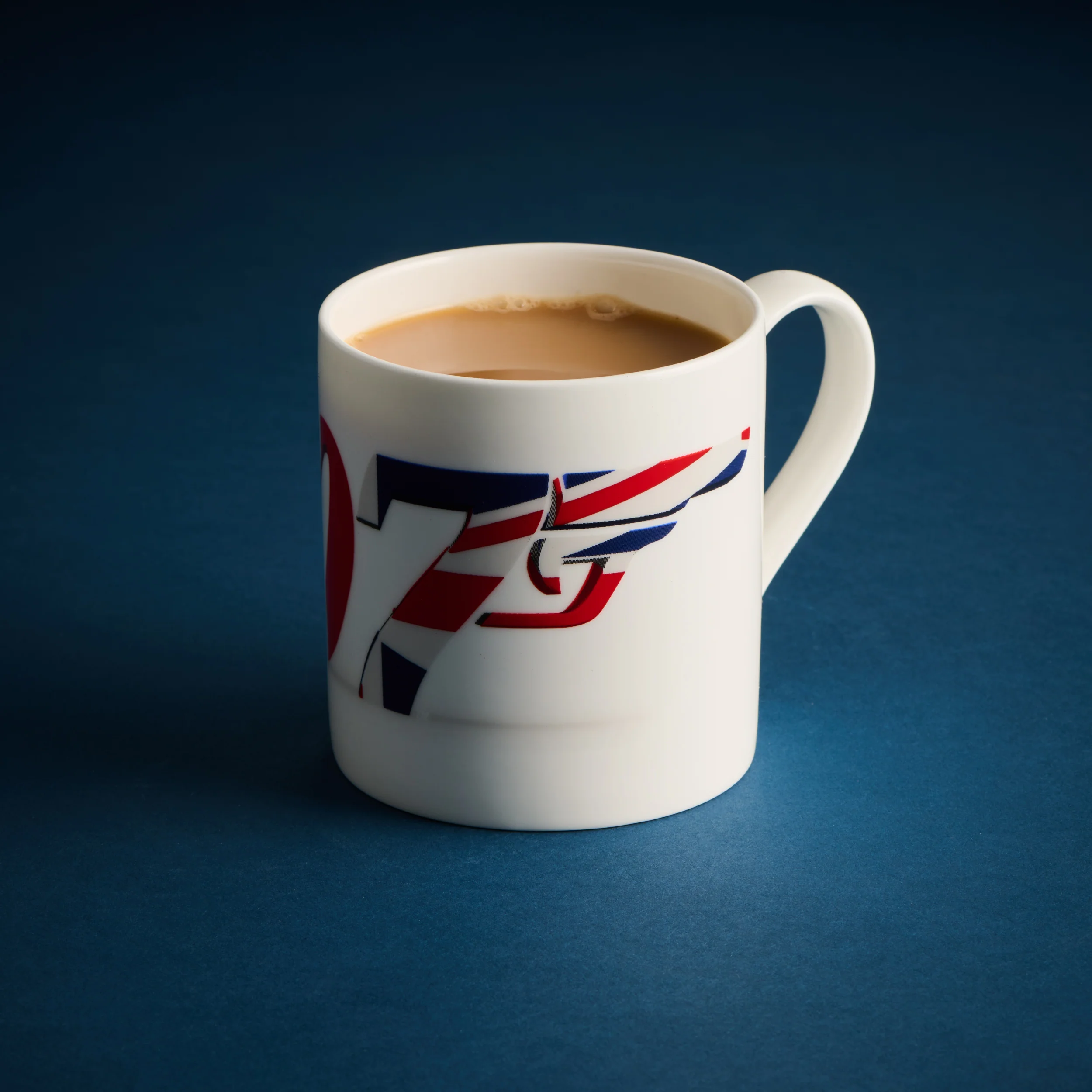 James Bond Union Jack 007 Fine Bone China Mug (Outlet Item)