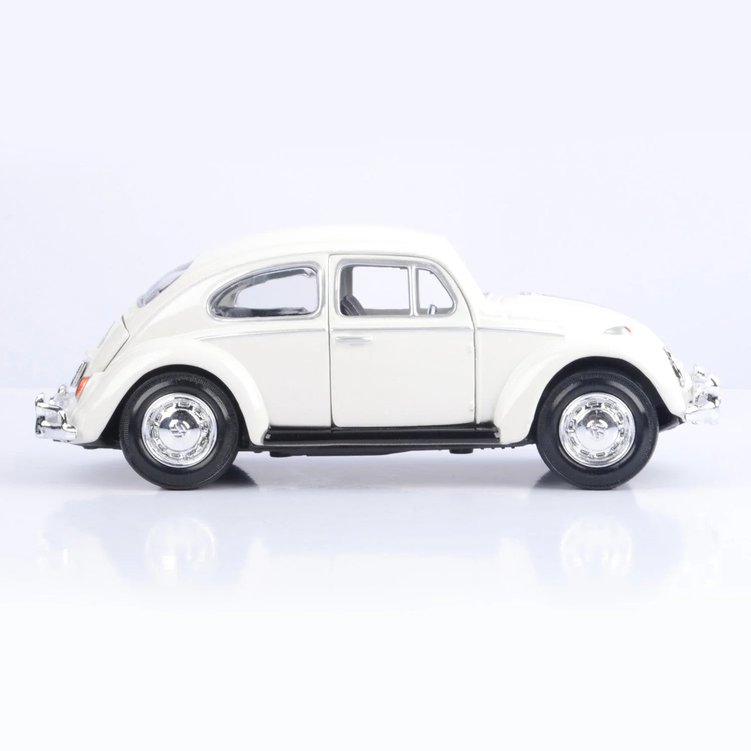 James Bond VW Beetle Model Car - On Her Majesty's Secret Service Edition - By Motormax (Outlet Item) - Image 2