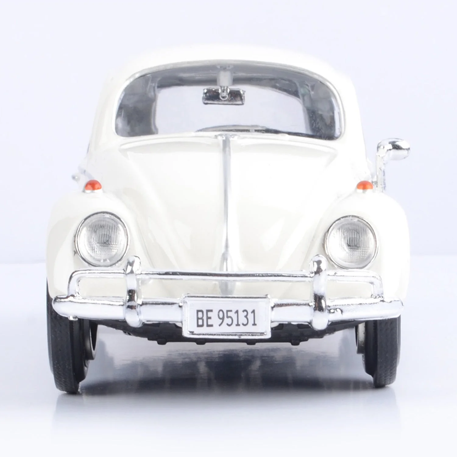 James Bond VW Beetle Model Car - On Her Majesty's Secret Service Edition - By Motormax (Outlet Item) - Image 5