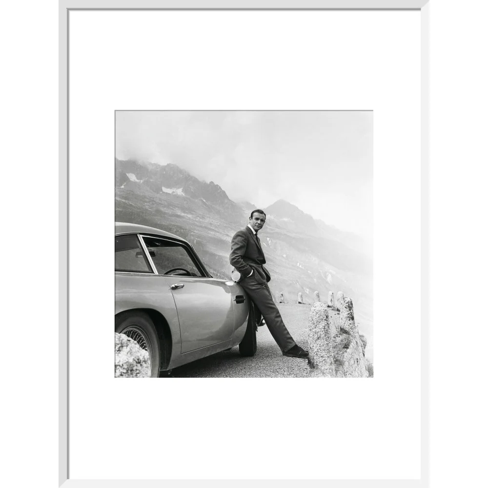 James Bond Goldfinger Publicity Still Framed Art Print - By King & McGaw - Image 12