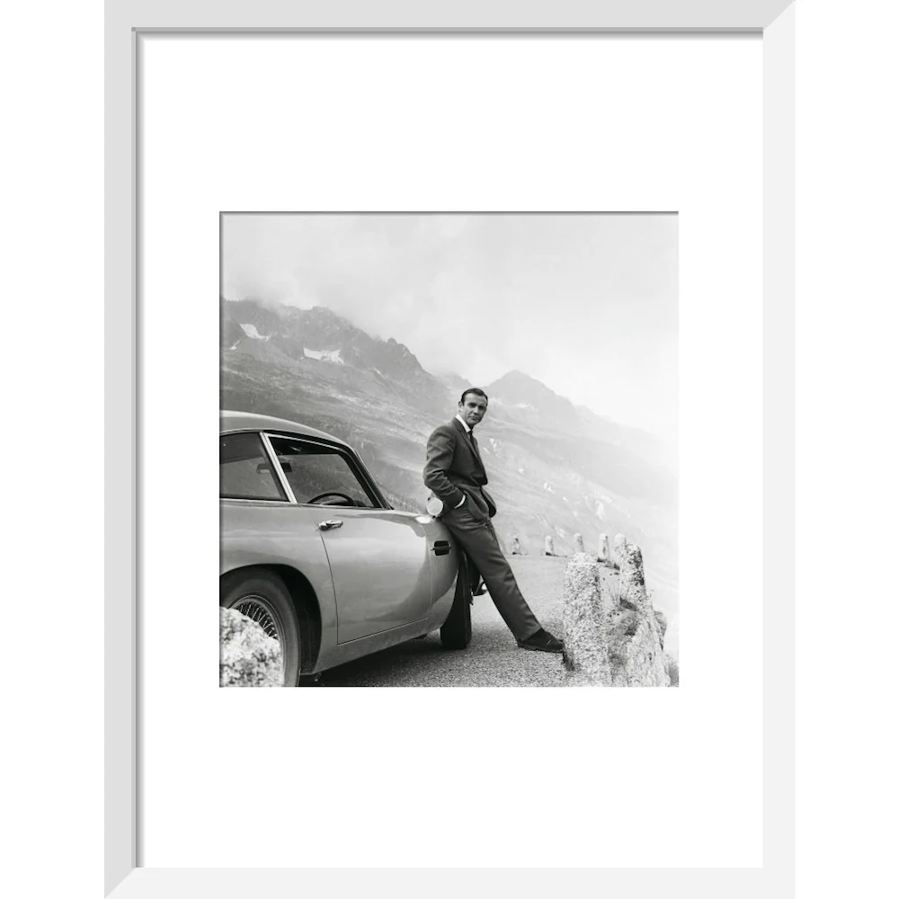 James Bond Goldfinger Publicity Still Framed Art Print - By King & McGaw - Image 4