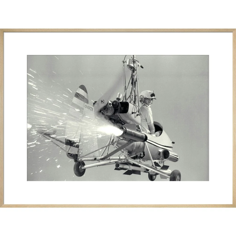 James Bond You Only Live Twice Little Nellie Studio Still Framed Art Print - By King & McGaw - Image 17