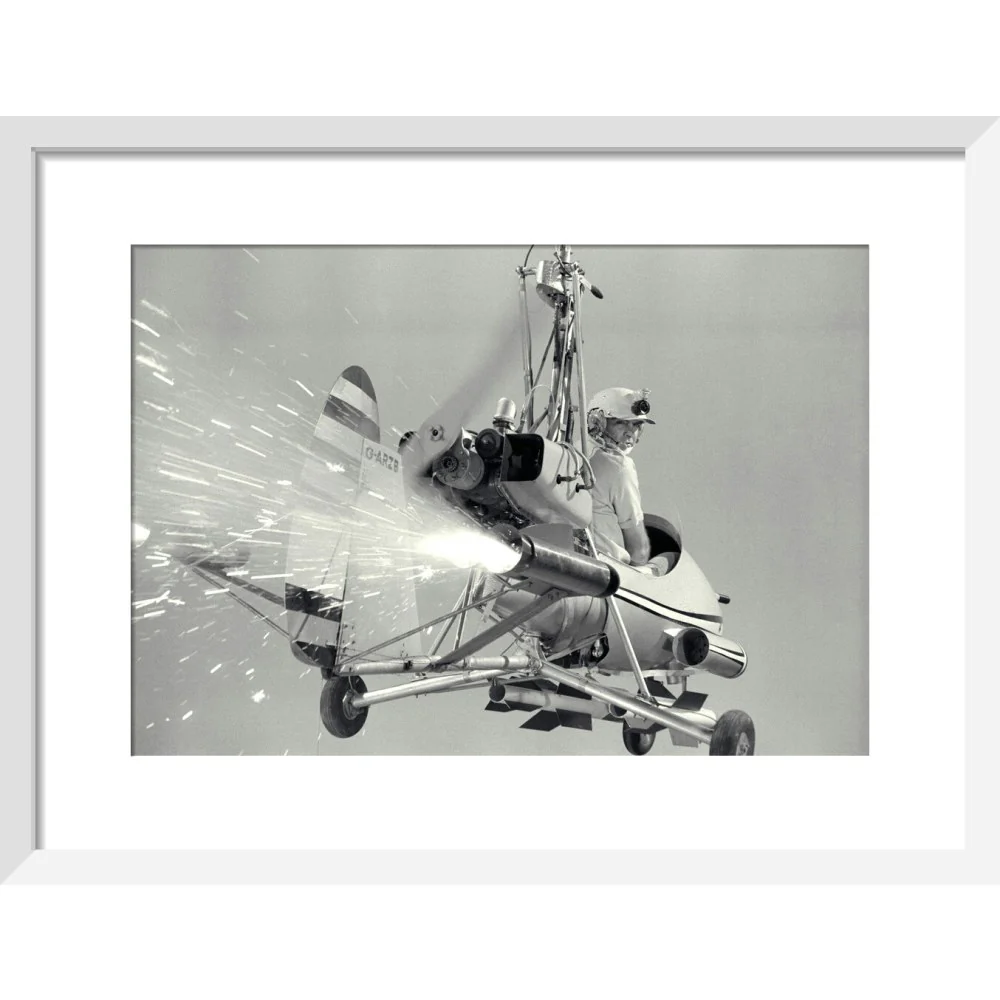 James Bond You Only Live Twice Little Nellie Studio Still Framed Art Print - By King & McGaw - Image 4
