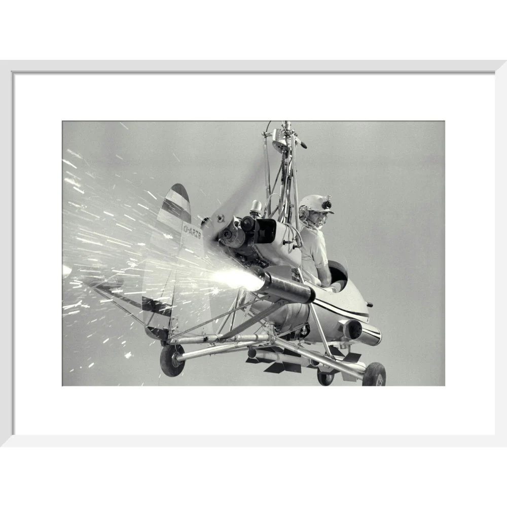 James Bond You Only Live Twice Little Nellie Studio Still Framed Art Print - By King & McGaw - Image 8