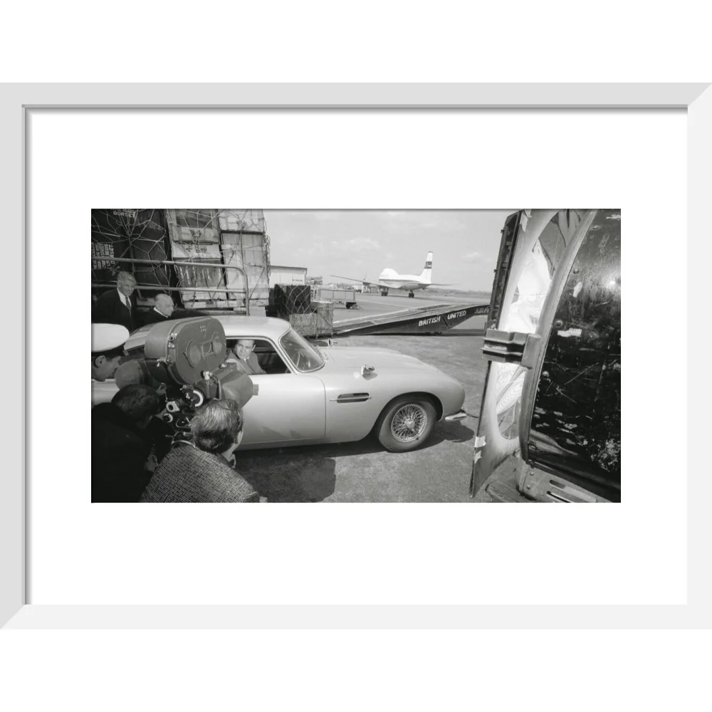 James Bond Goldfinger DB5 Framed Art Print - By King & McGaw - Image 4